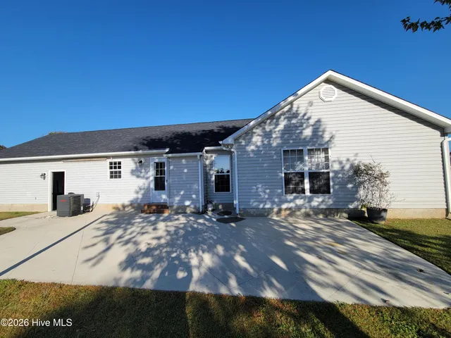 $1,850 | 108 Annie Road, Richlands, NC 28574