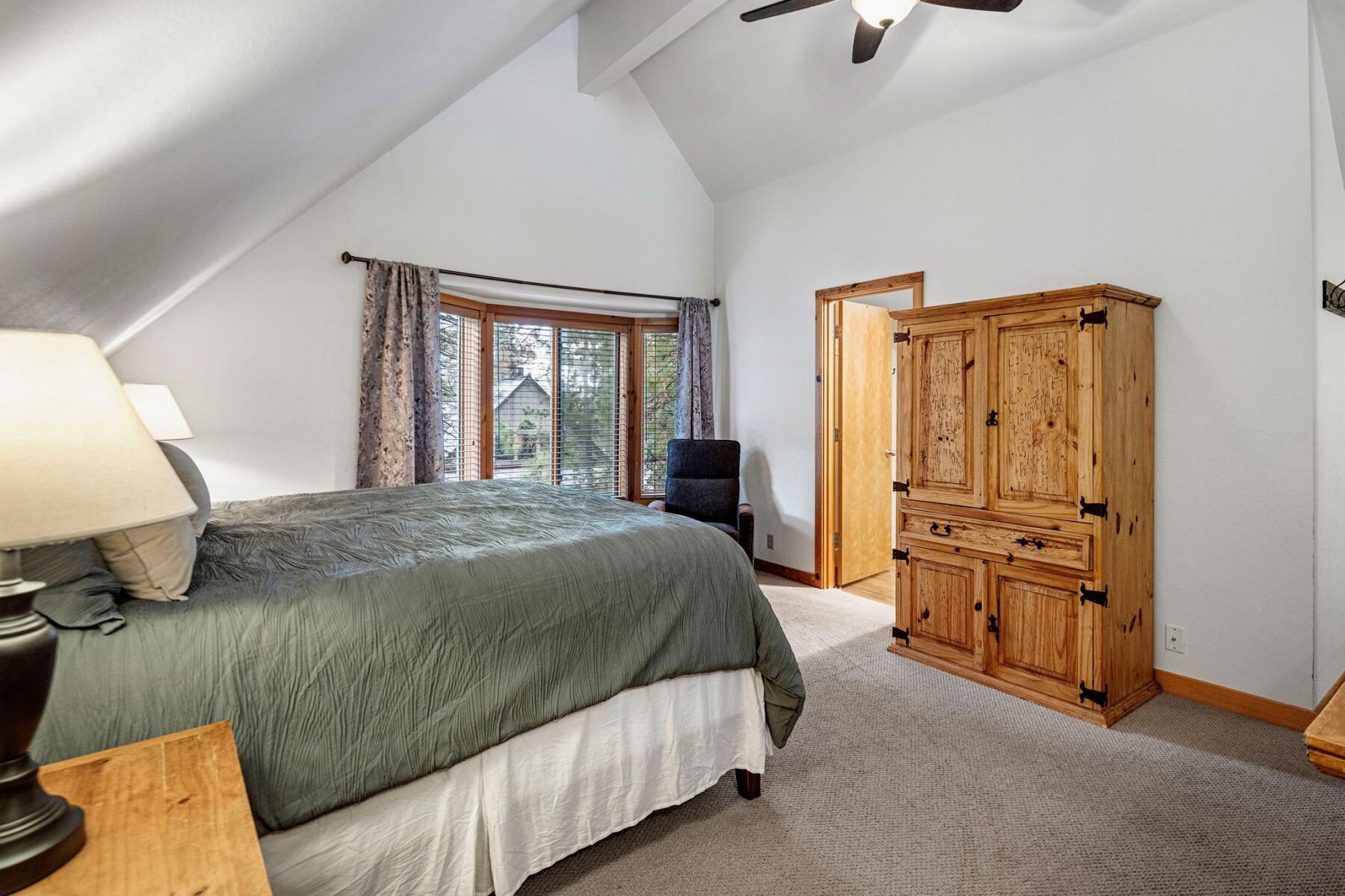 57494 Circle 4 Cabin Road, Unit 18 Sunriver, OR 97707 - Photo 18 of 24 batch_14-web-or-mls-DSC_7543
