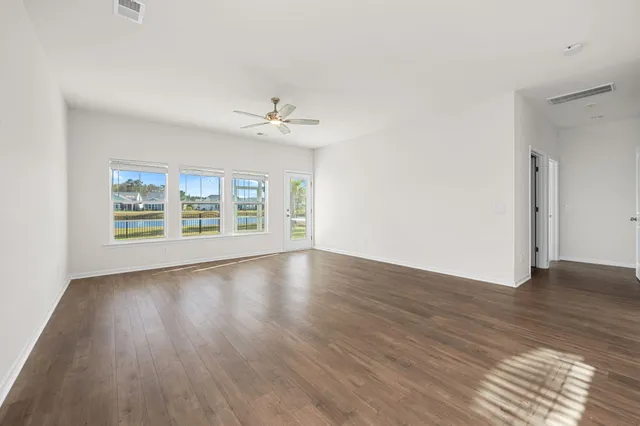 $2,900 | 183 Granton Edge Lane, Summerville, SC 29486