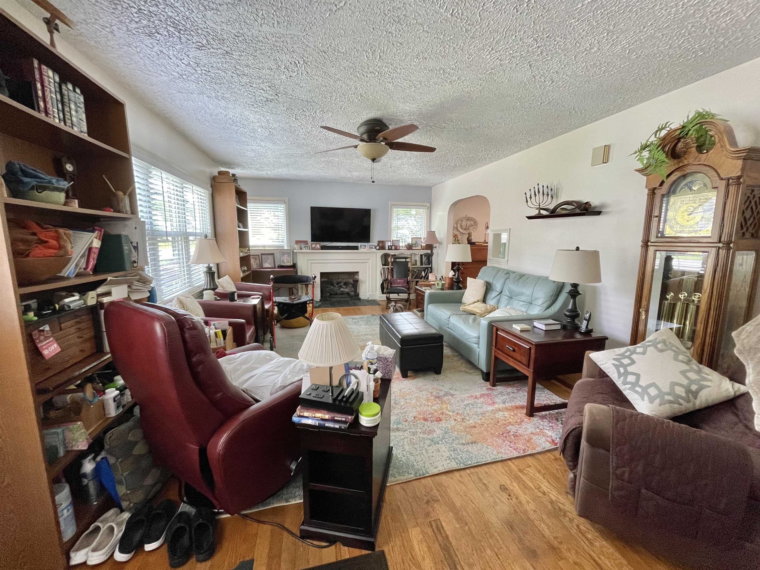 826 Raceland Avenue Raceland, KY 41169 - Photo 7 of 33