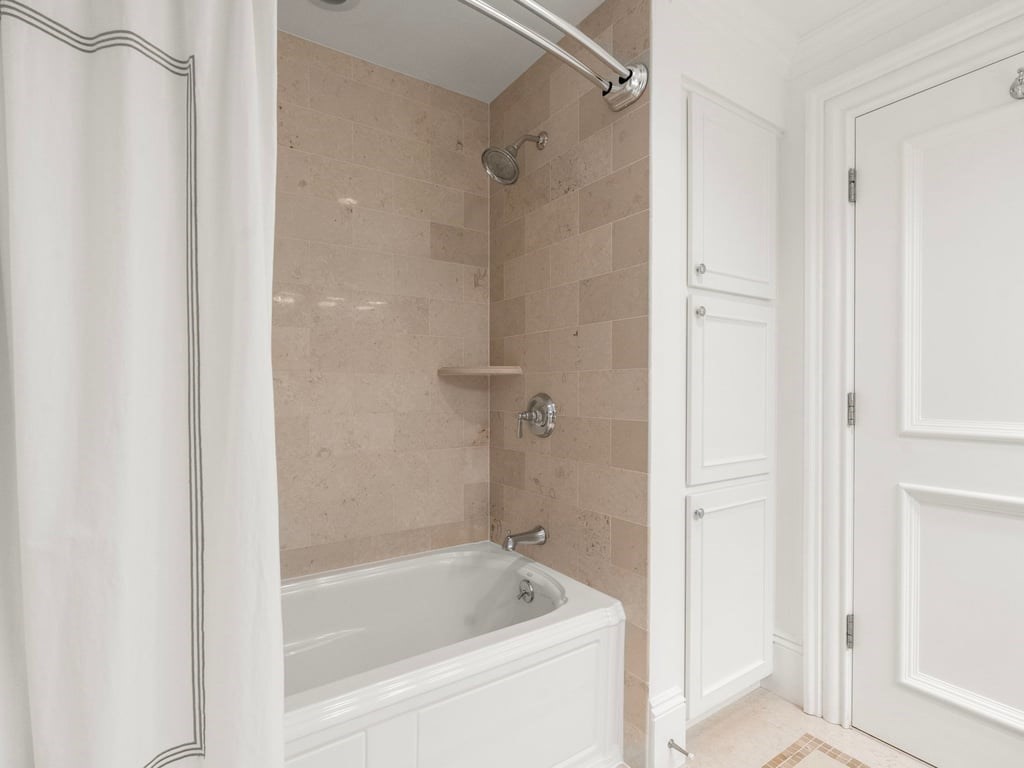 115 Sewall Avenue, Unit 1 Brookline, MA 02446 - Photo 20 of 28