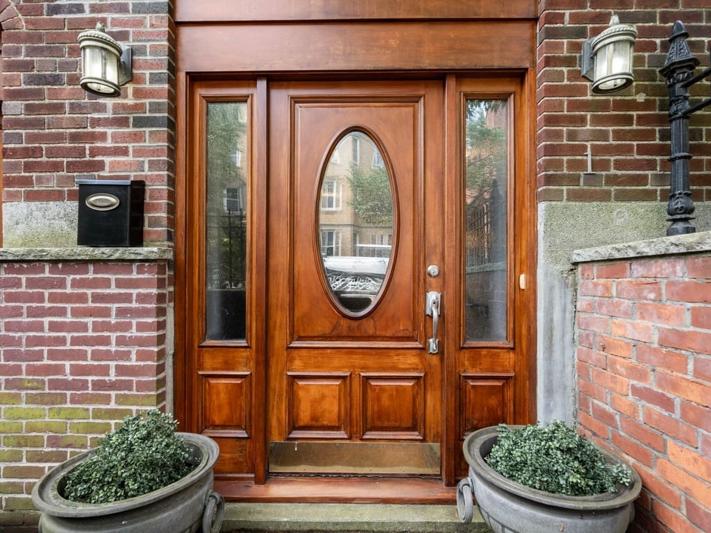 115 Sewall Avenue, Unit 1 Brookline, MA 02446 - Photo 2 of 28