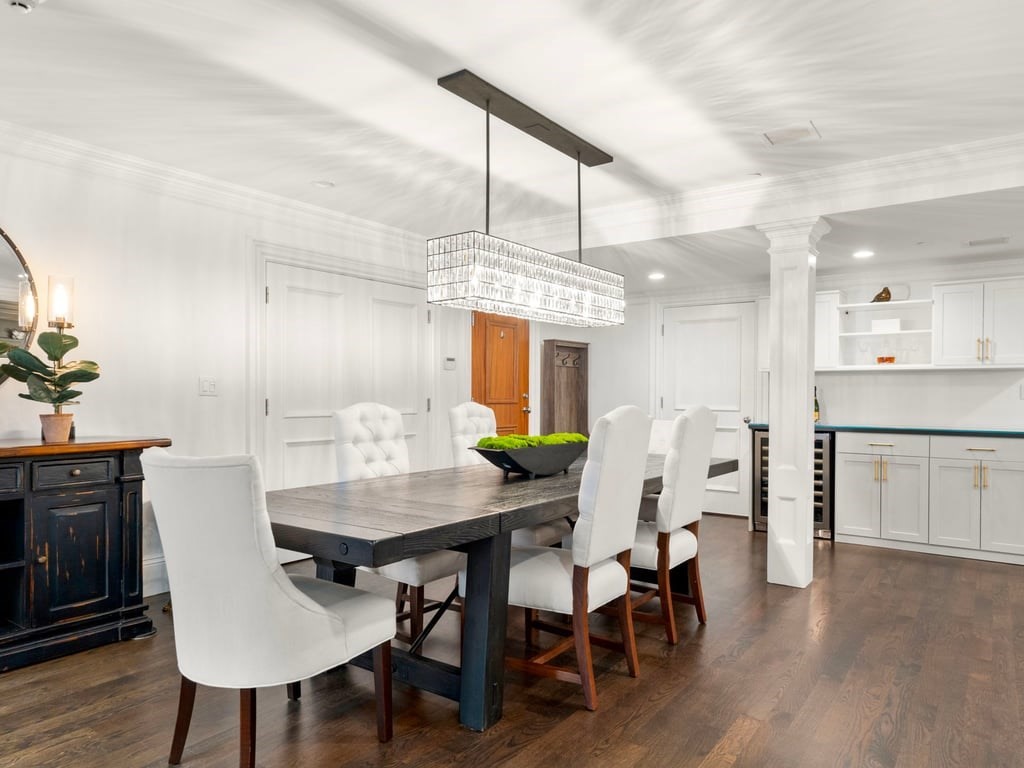 115 Sewall Avenue, Unit 1 Brookline, MA 02446 - Photo 5 of 28