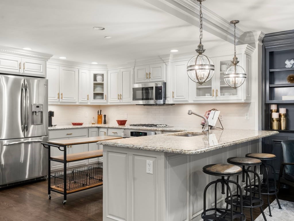 115 Sewall Avenue, Unit 1 Brookline, MA 02446 - Photo 10 of 28