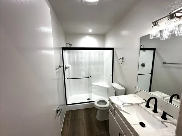 $3,050 | 18225 Kingsdale Avenue, Unit 212, Redondo Beach, CA 90278