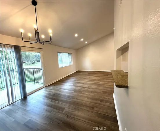 $3,050 | 18225 Kingsdale Avenue, Unit 212, Redondo Beach, CA 90278