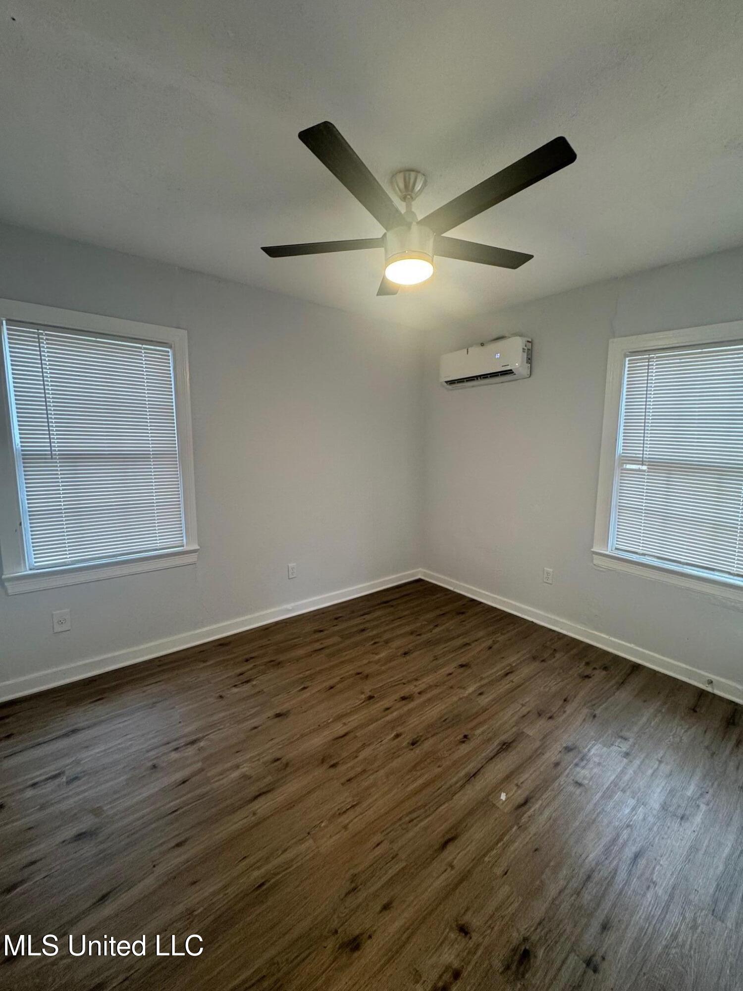 1857 Westover Street Jackson, MS 39209 - Photo 10 of 14 IMG_7261