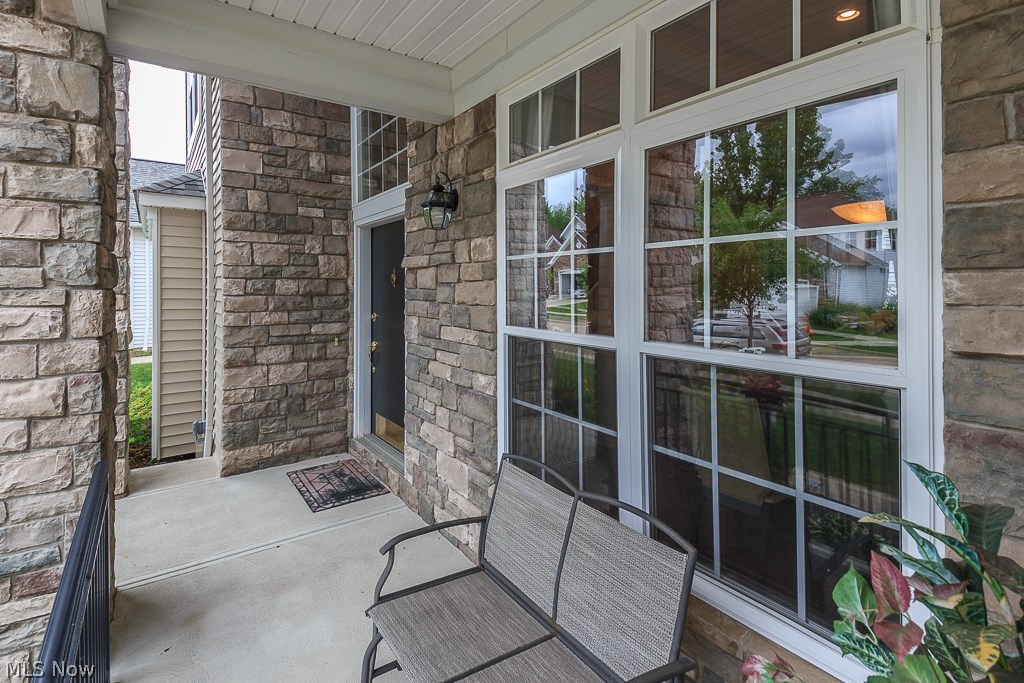 186 Burwick Road Cleveland, OH 44143 - Photo 3 of 35 Gallery Image 3