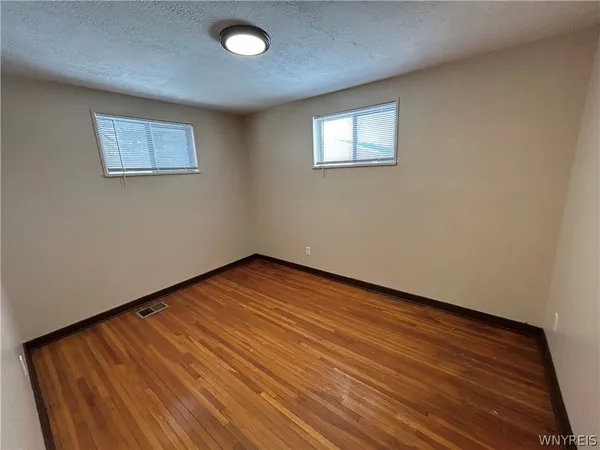 $1,975 | 128 Bannard Avenue, Tonawanda, NY 14150