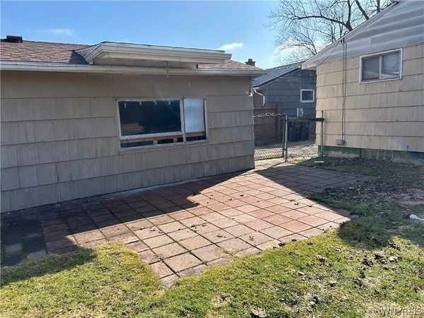 $1,975 | 128 Bannard Avenue, Tonawanda, NY 14150