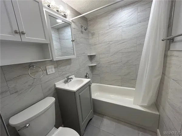 $1,975 | 128 Bannard Avenue, Tonawanda, NY 14150