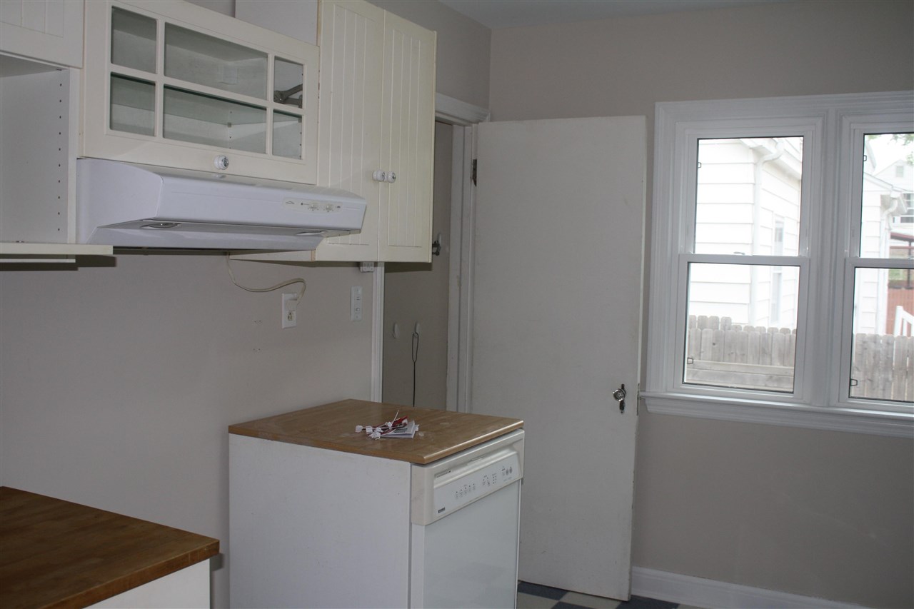 2114 Pierce Street Flint, MI 48503 - Photo 23 of 41
