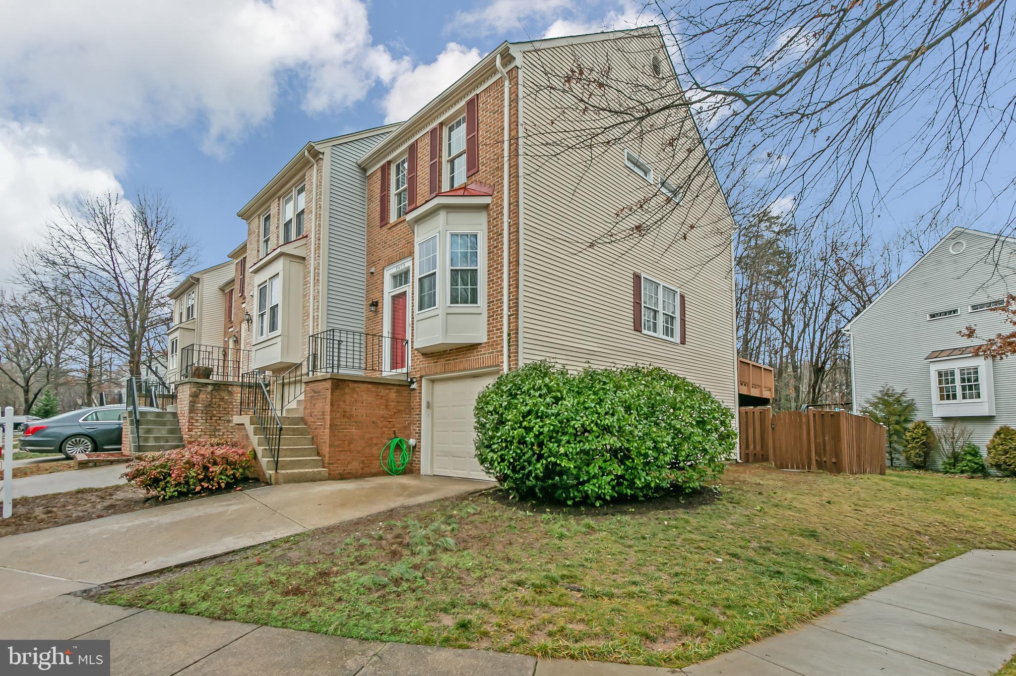 8479 Springfield Oaks Drive Springfield, VA 22153 - Photo 2 of 39 Gallery Image 2
