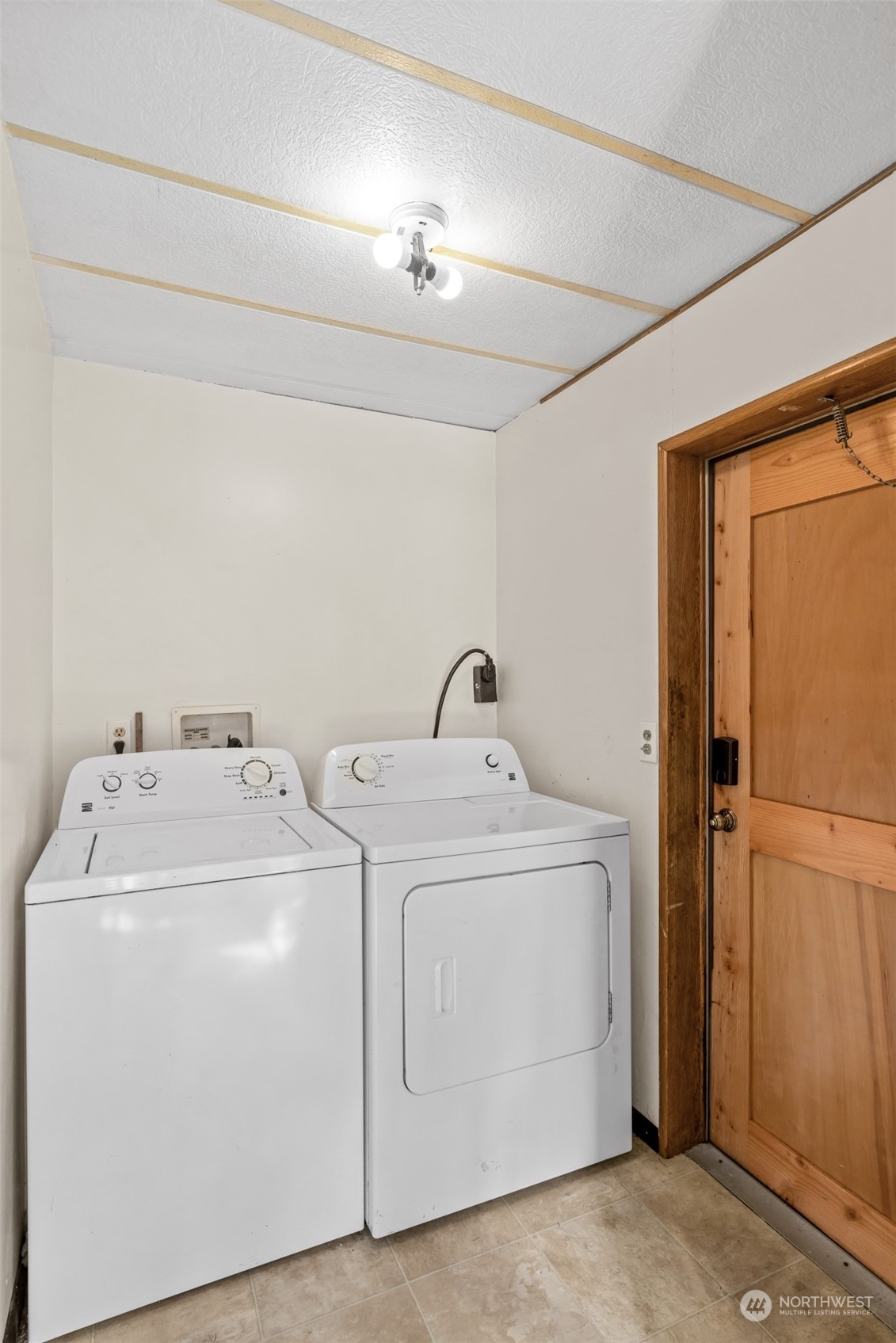 144 Marsden Road Port Angeles, WA 98362 - Photo 8 of 23 Gallery Image 8