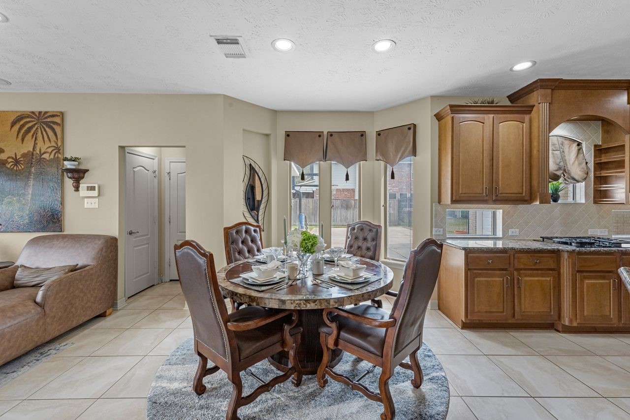 17614 Fragrant Rose Court Cypress, TX 77429 - Photo 7 of 40