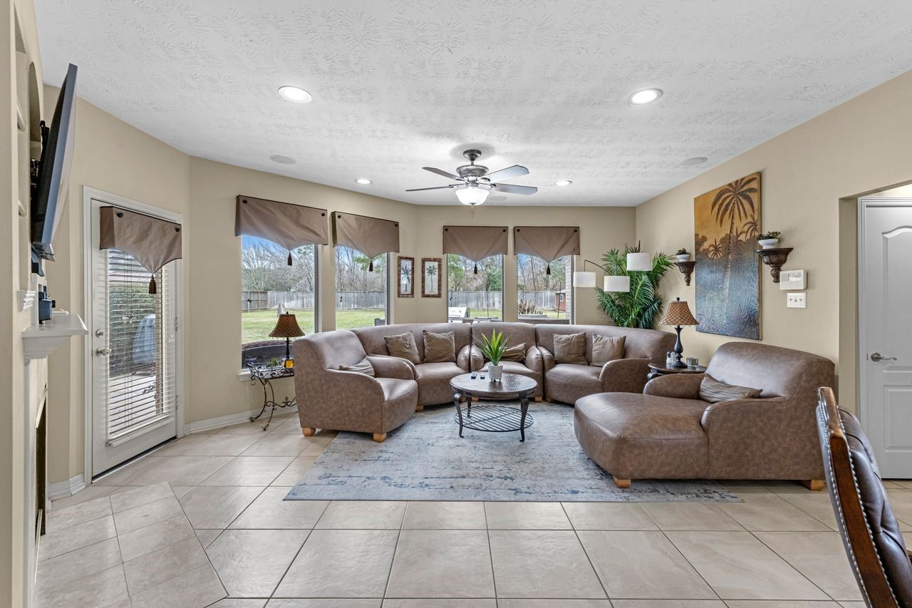 17614 Fragrant Rose Court Cypress, TX 77429 - Photo 8 of 40