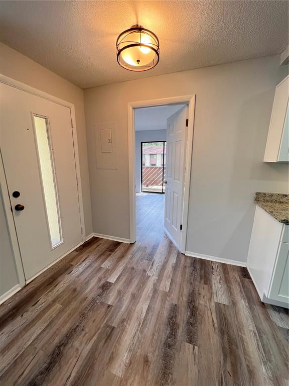 2360 Flanders Way, Unit D Safety Harbor, FL 34695 - Photo 8 of 17