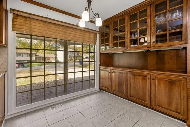 $290,000 | 6719 North Bellefontaine Avenue, Gladstone, MO 64119