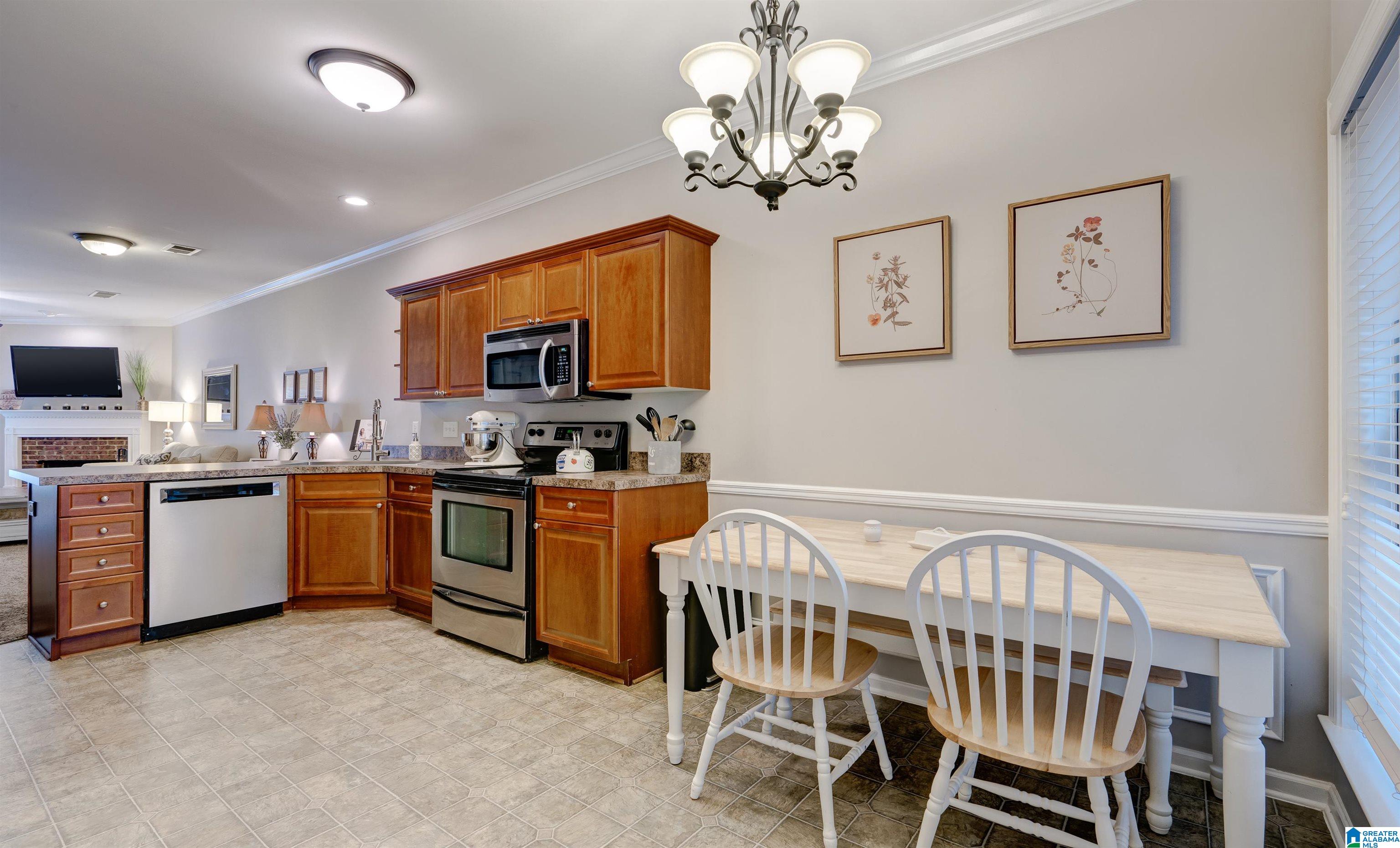 2335 Ridgemont Drive Birmingham, AL 35244 - Photo 10 of 31