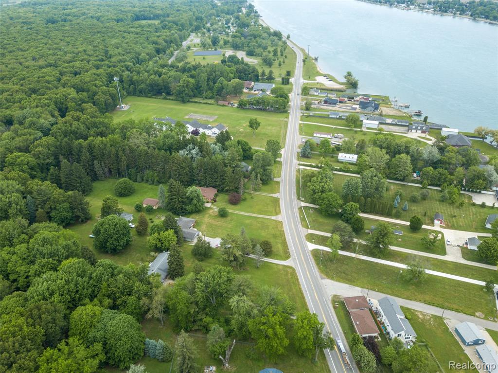 9404 North River Road Algonac, MI 48001 - Photo 34 of 37