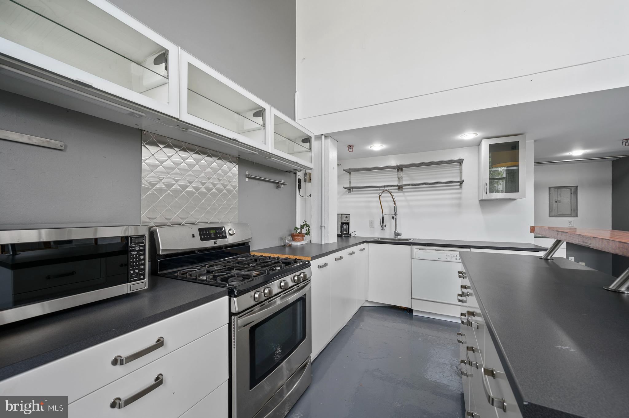 5225 Greene Street, Unit 10 Philadelphia, PA 19144 - Photo 12 of 18