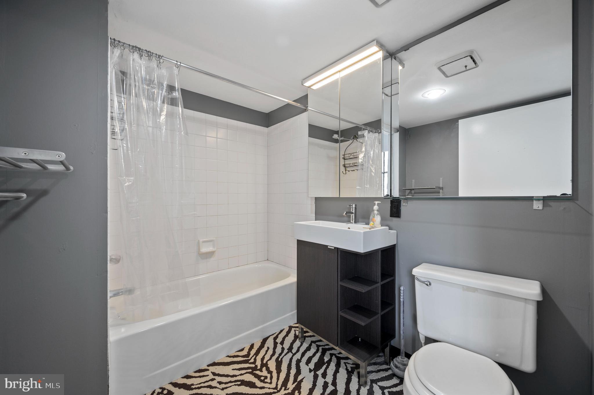 5225 Greene Street, Unit 10 Philadelphia, PA 19144 - Photo 13 of 18