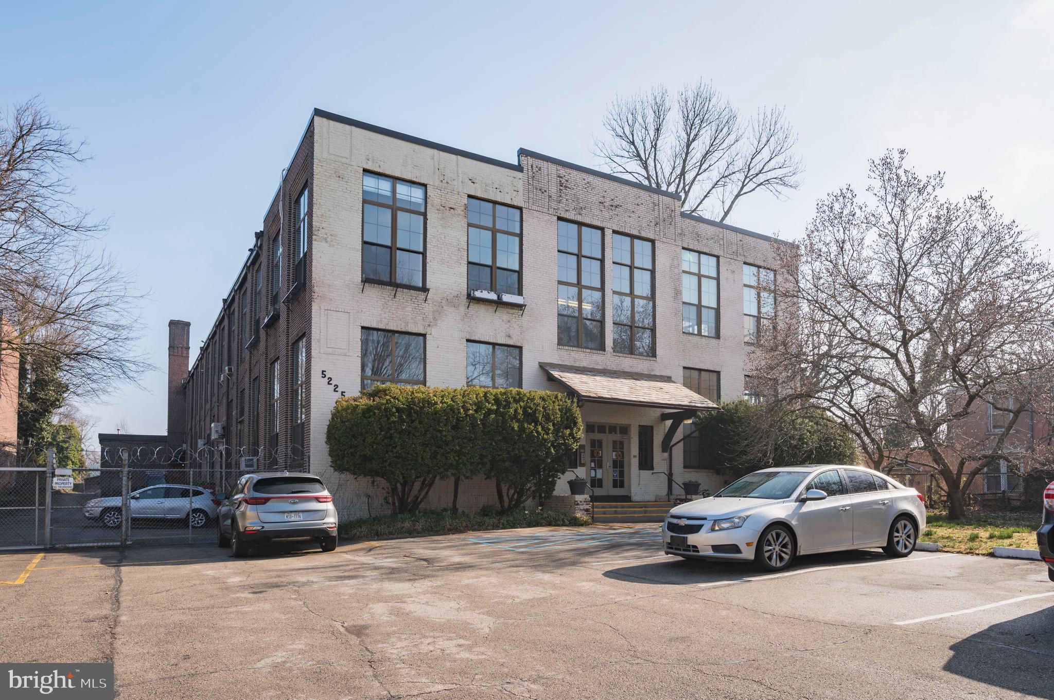 5225 Greene Street, Unit 10 Philadelphia, PA 19144 - Photo 17 of 18