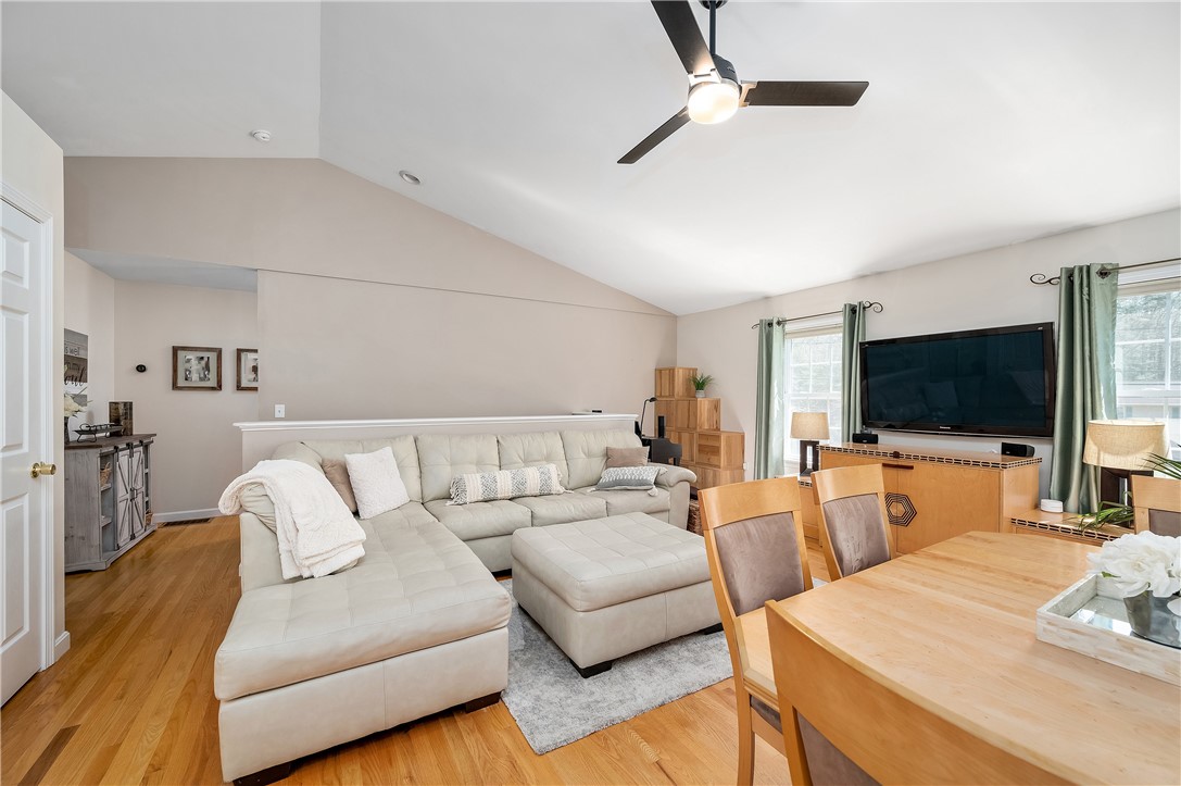204 Shady Valley Road Coventry, RI 02816 - Photo 20 of 48 2nd floor living/dining