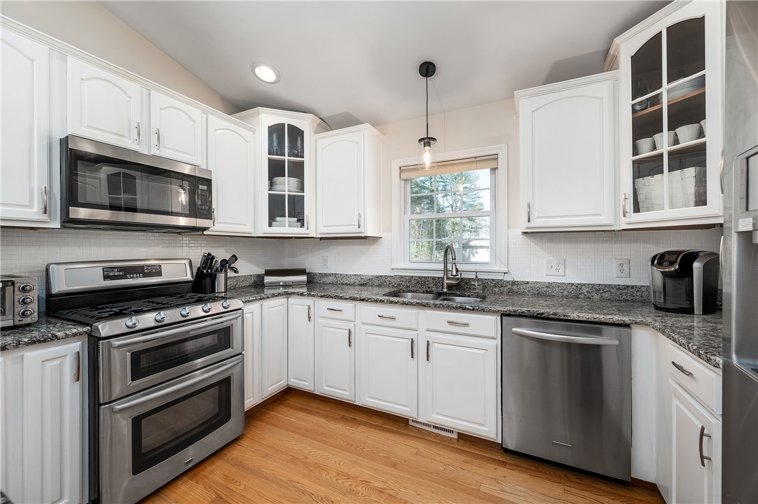 204 Shady Valley Road Coventry, RI 02816 - Photo 25 of 48 2nd floor main kitchen