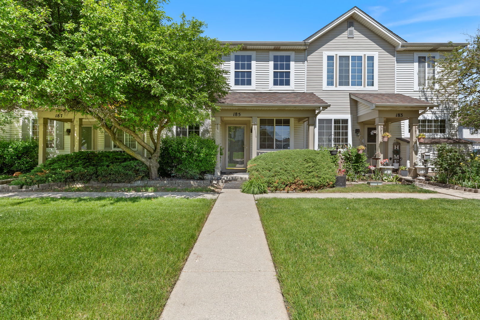 185 Azalea Circle Romeoville, IL 60446 - Photo 1 of 17 Gallery Image 1