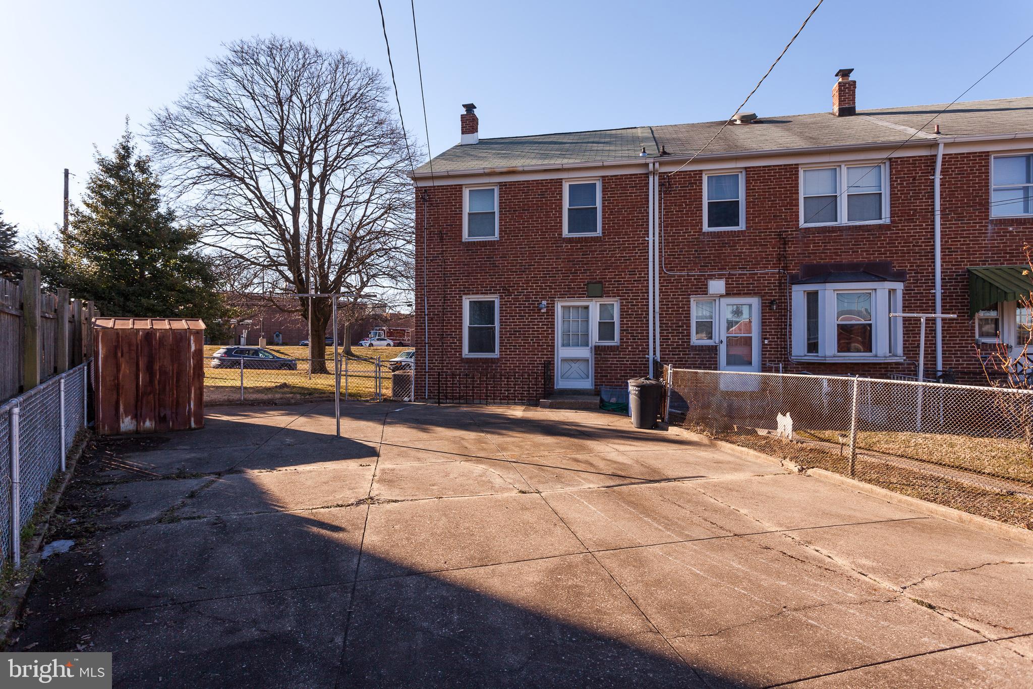 7201 Stratton Way Baltimore, MD 21224 - Photo 4 of 24 Gallery Image 4
