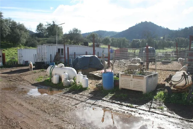 $650,000 | 38290-38290 Roundtree Lane, Squaw Valley, CA 93675