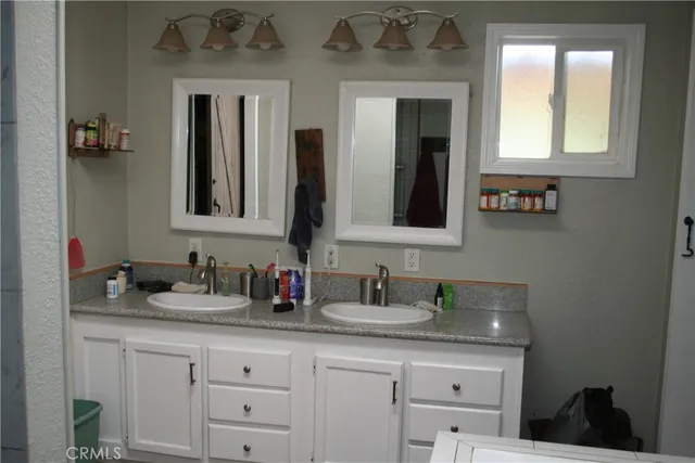 $650,000 | 38290-38290 Roundtree Lane, Squaw Valley, CA 93675