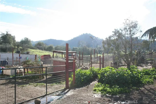 $650,000 | 38290-38290 Roundtree Lane, Squaw Valley, CA 93675