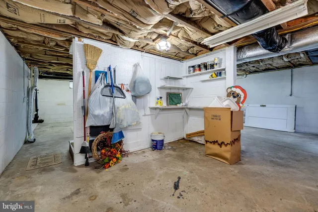 $279,900 | 220 Mechanic Street, Luray, VA 22835