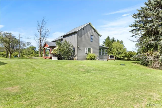 $375,000 | 13861 Sanders Hill Road, Holland, NY 14145