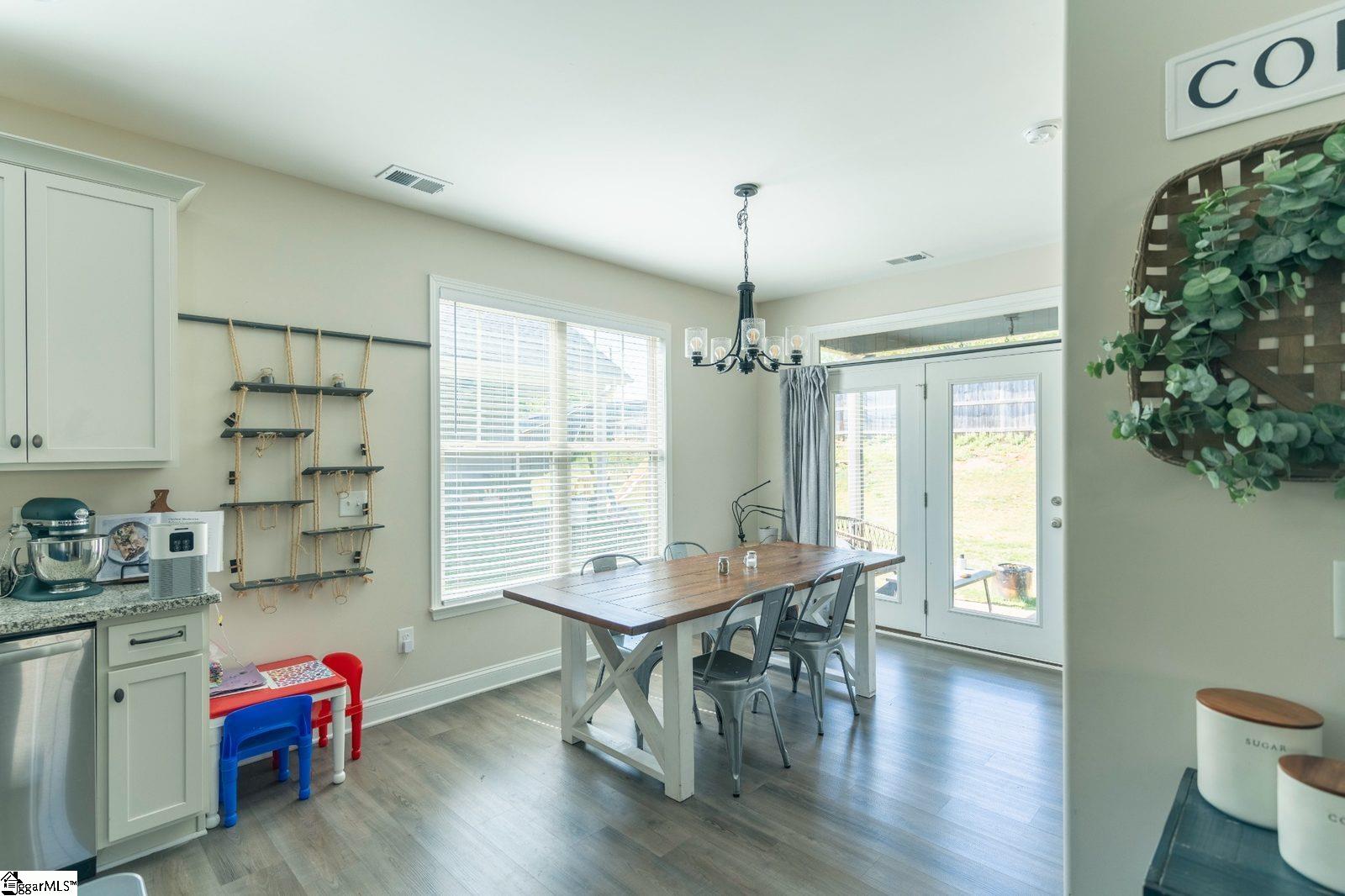 1114 Wanley Way Boiling Springs, SC 29316 - Photo 5 of 19