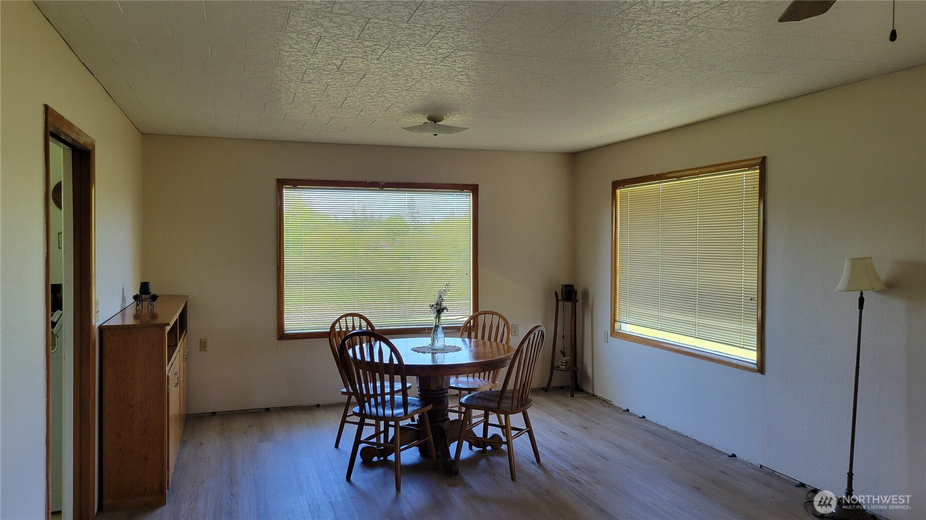 1296 Highway 12 Chehalis, WA 98532 - Photo 3 of 33 a view of a dining room with furniture and a window