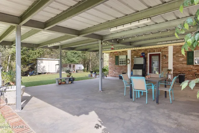 $349,000 | 11612 Old Jeanerette Road, Unit LOT 1, Jeanerette, LA 70544