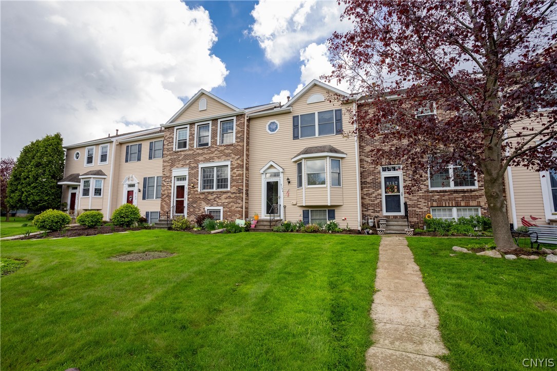 8144 Verbeck Drive Manlius, NY 13104 - Photo 3 of 21