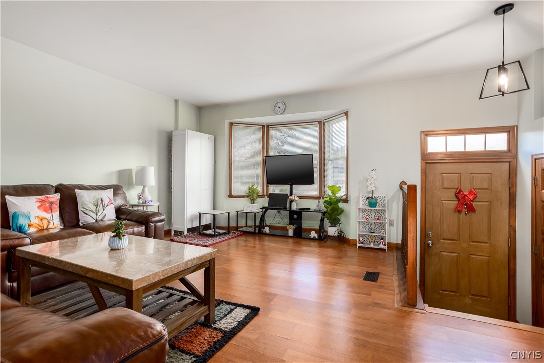 8144 Verbeck Drive Manlius, NY 13104 - Photo 5 of 21