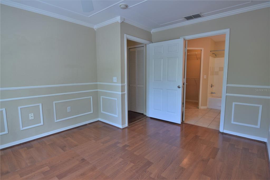 5711 Soldier Circle, Unit 201 Sarasota, FL 34233 - Photo 13 of 22