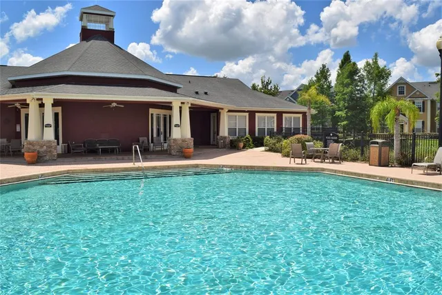 $1,875 | 5711 Soldier Circle, Unit 201, Sarasota, FL 34233