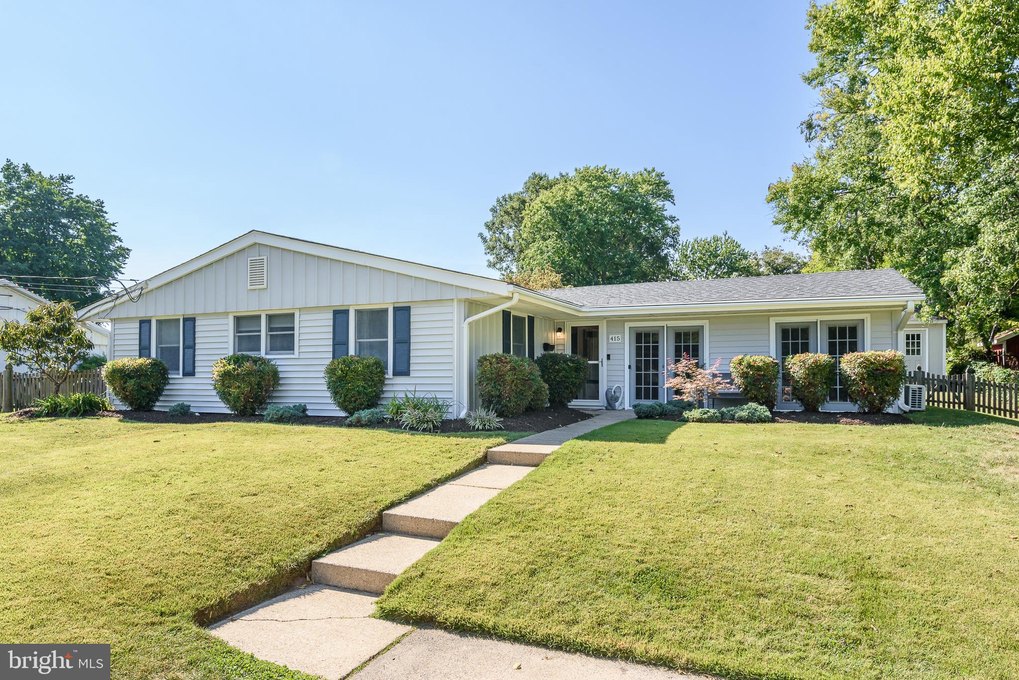 415 Patrick Lane Herndon, VA 20170 - Photo 3 of 34