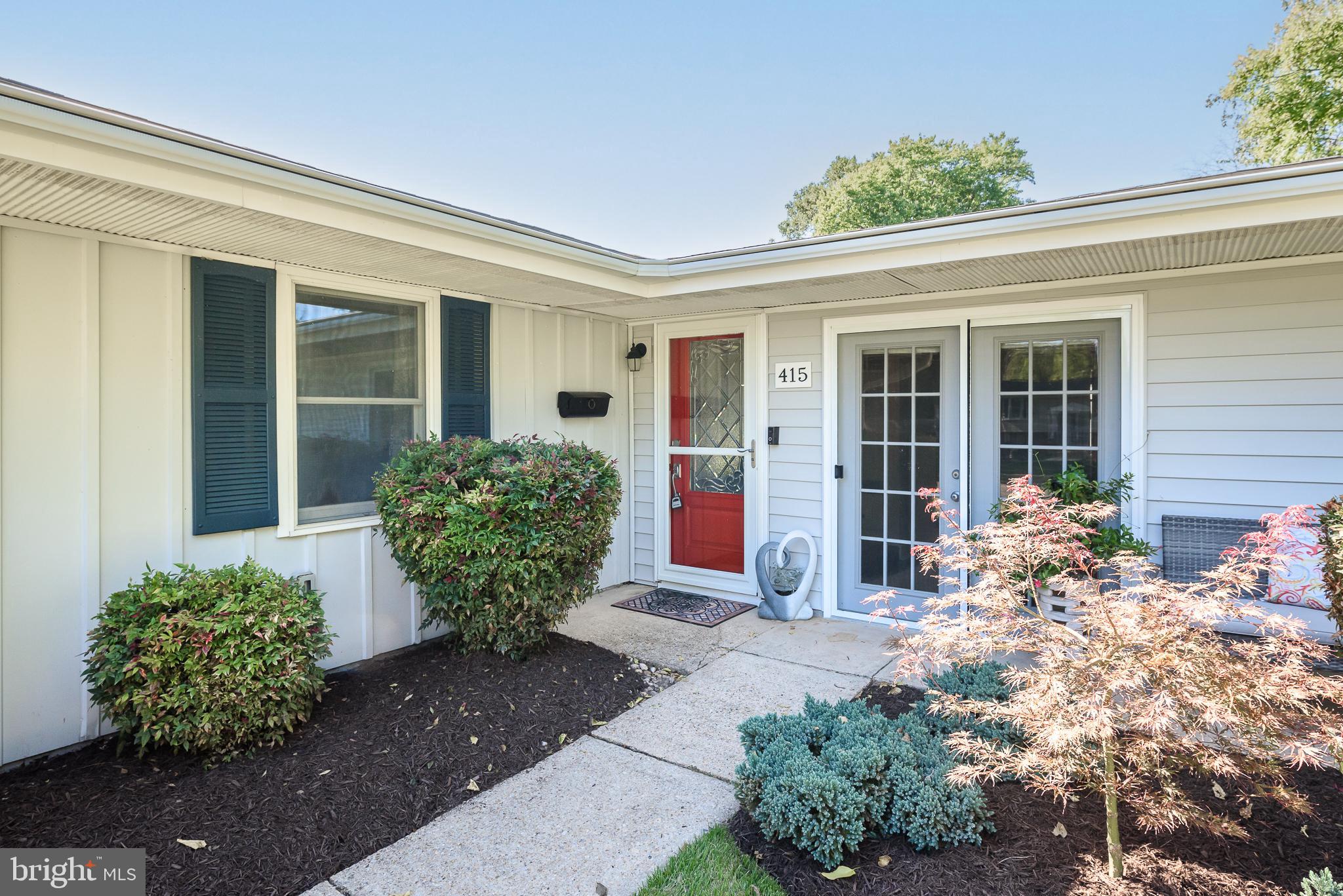 415 Patrick Lane Herndon, VA 20170 - Photo 5 of 34