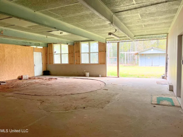 $219,900 | 174 Victory Road, Laurel, MS 39443