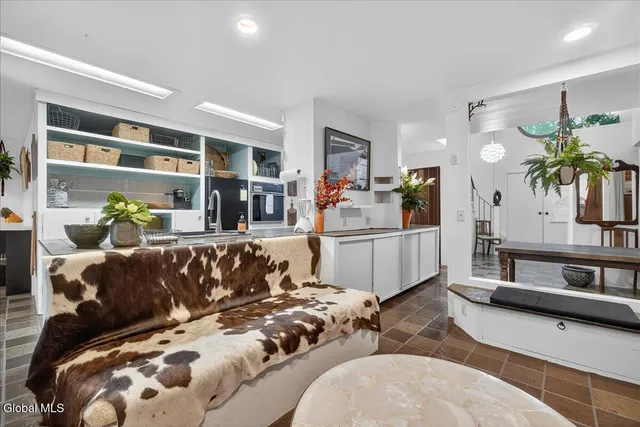 $1,200,000 | 290 Camden Valley Road, Salem, NY 12873