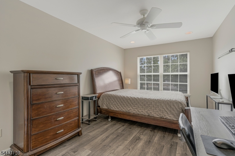 262 Marcia Way Bridgewater, NJ 08807 - Photo 22 of 40