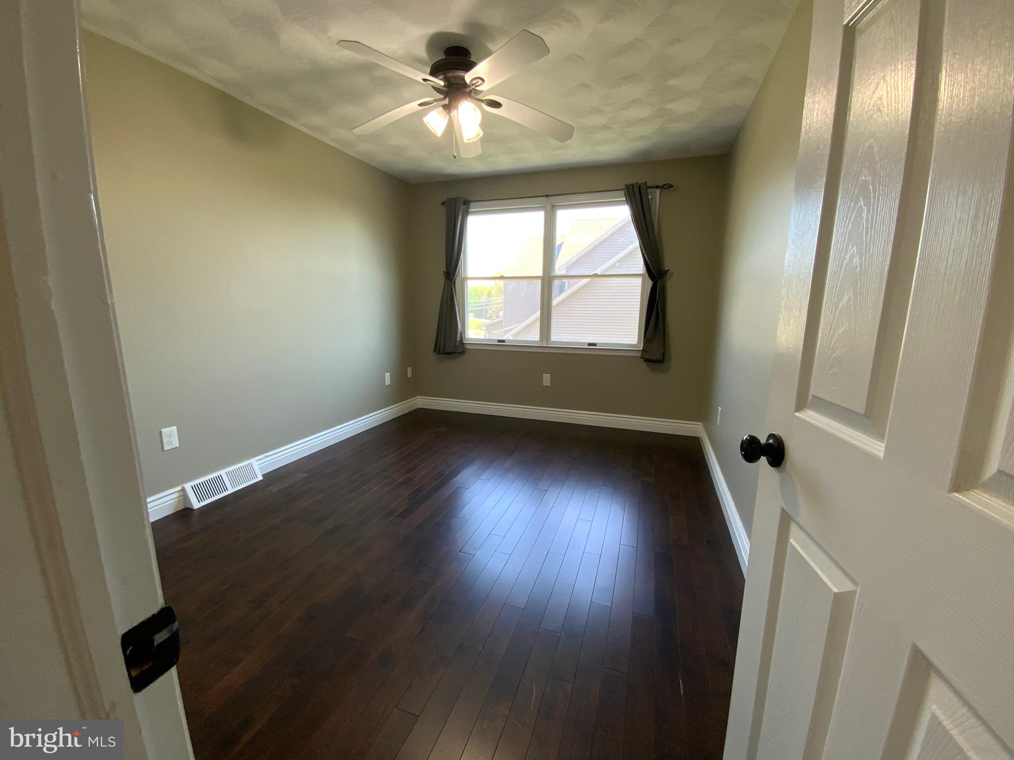 1931 Oberlin Road Middletown, PA 17057 - Photo 40 of 49 Bedroom 2