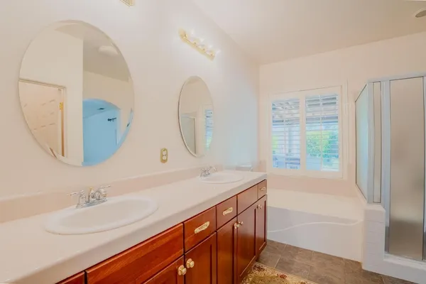 $560,000 | 3634 North Jackie Street, Visalia, CA 93291